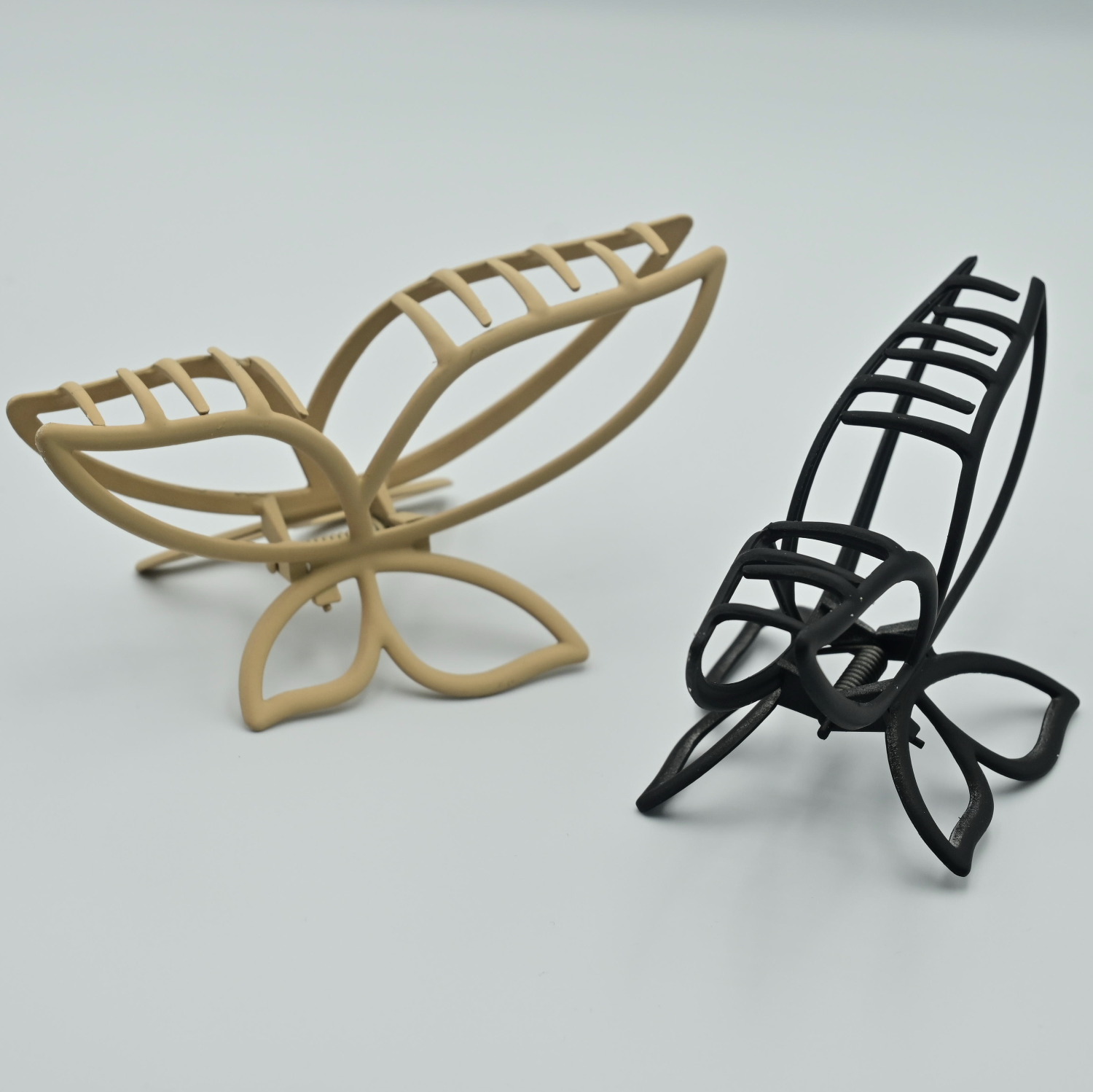 Hair Claws & Clips – Fashionable, Durable Hair Accessories for Women