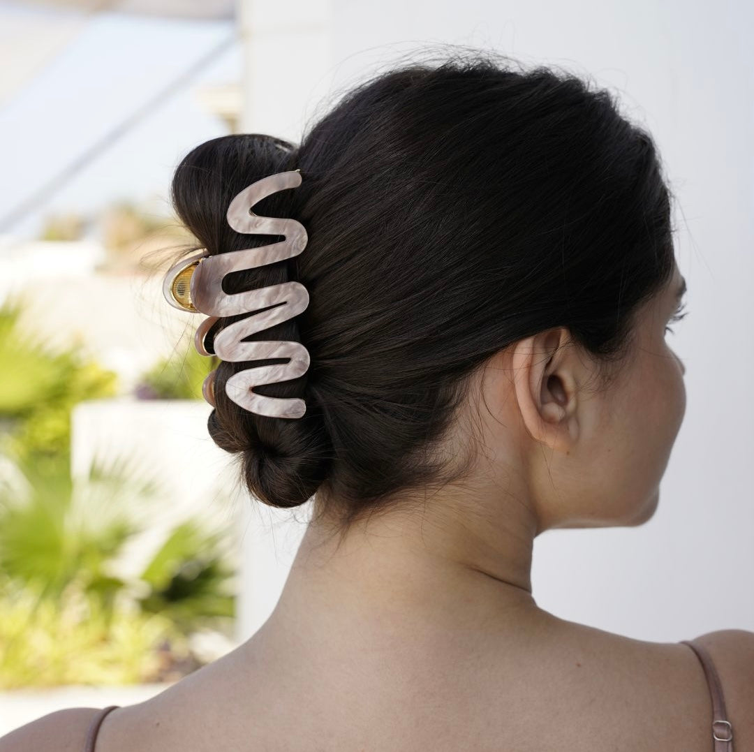 Wave-Shaped Pearl Claw Clips – Elegant Pearl Hair Clips for Women | Zaas Fashion UAE