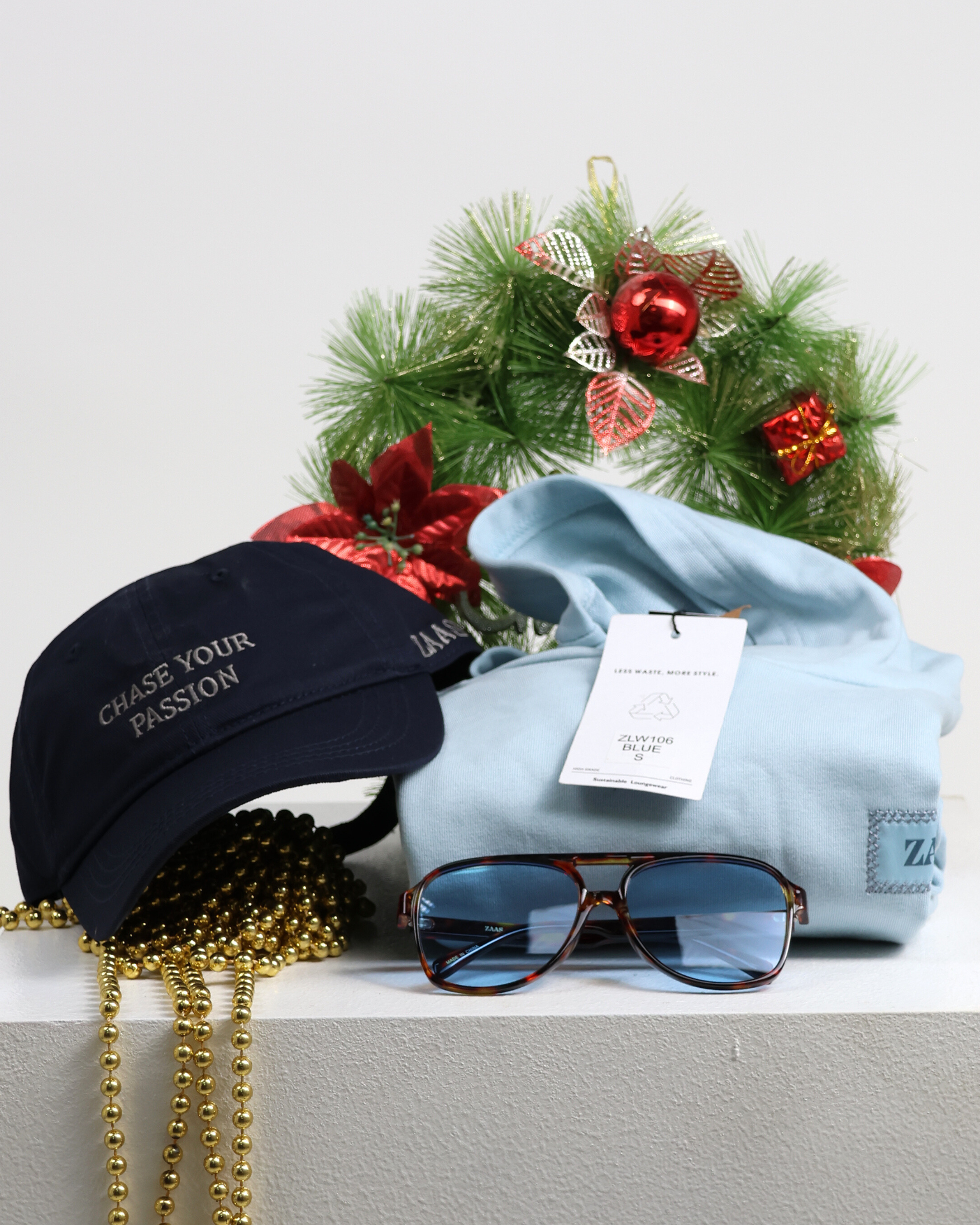 Hoodie, Sunglass, Cap Christmas Gift Set Blue