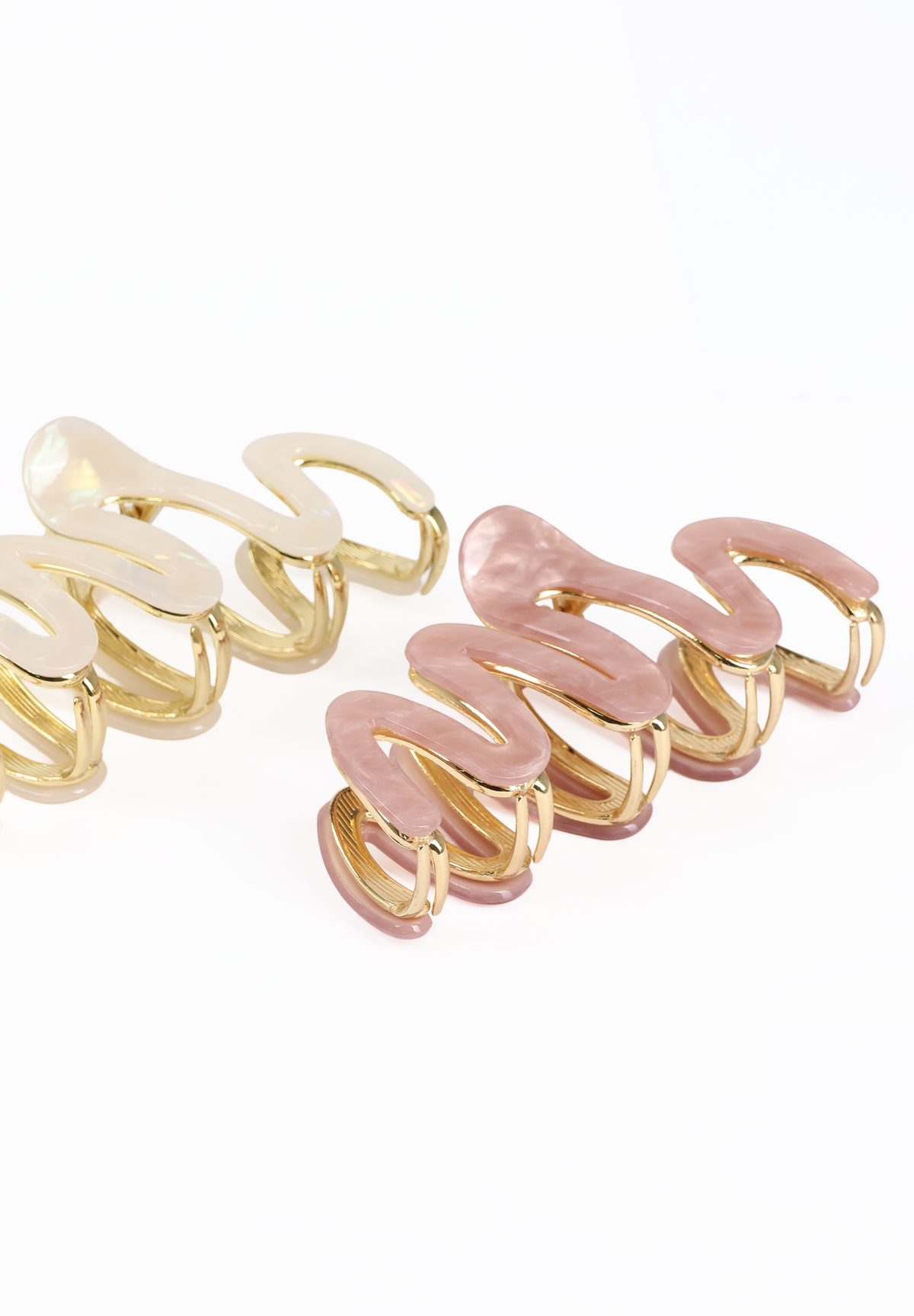 Wave-Shaped Pearl Claw Clips – Elegant Plastic Pearl Hair Clips for Women
