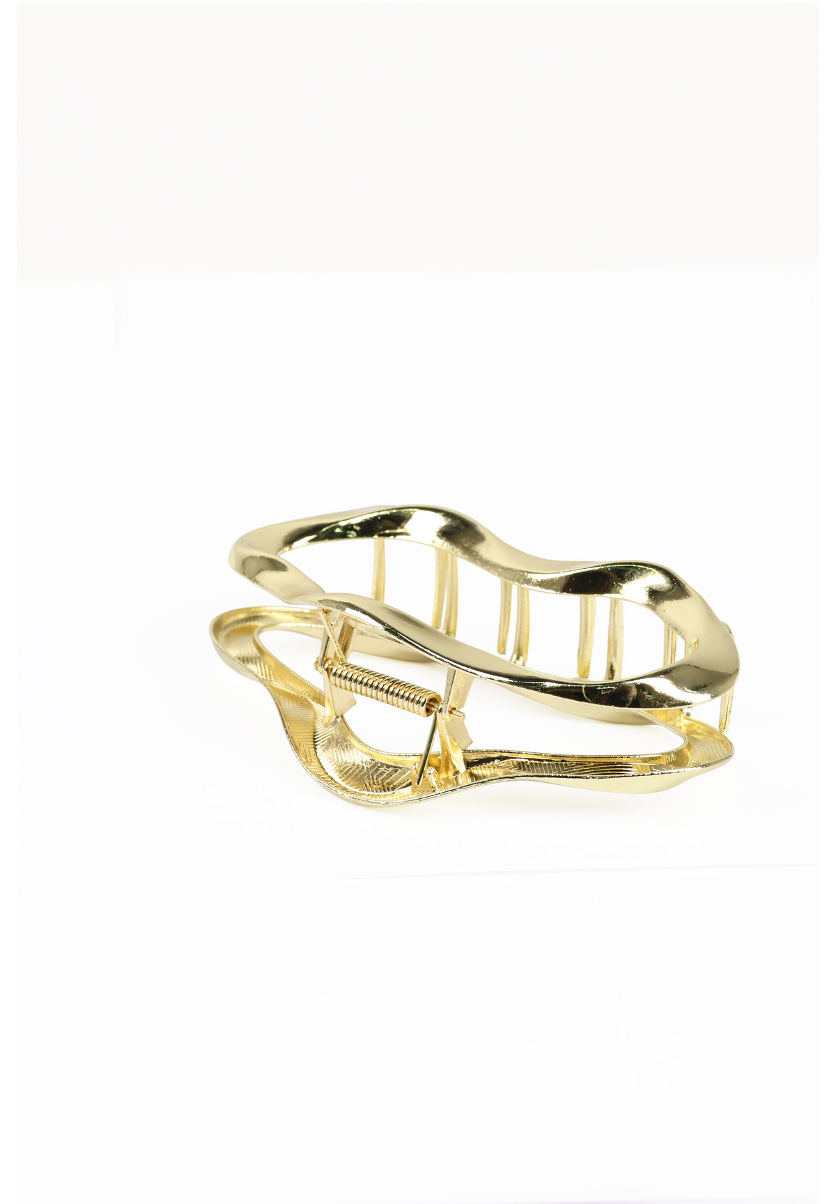 Sleek Metal Claw Clips – Minimalist Plastic Hair Claw Clips for Women