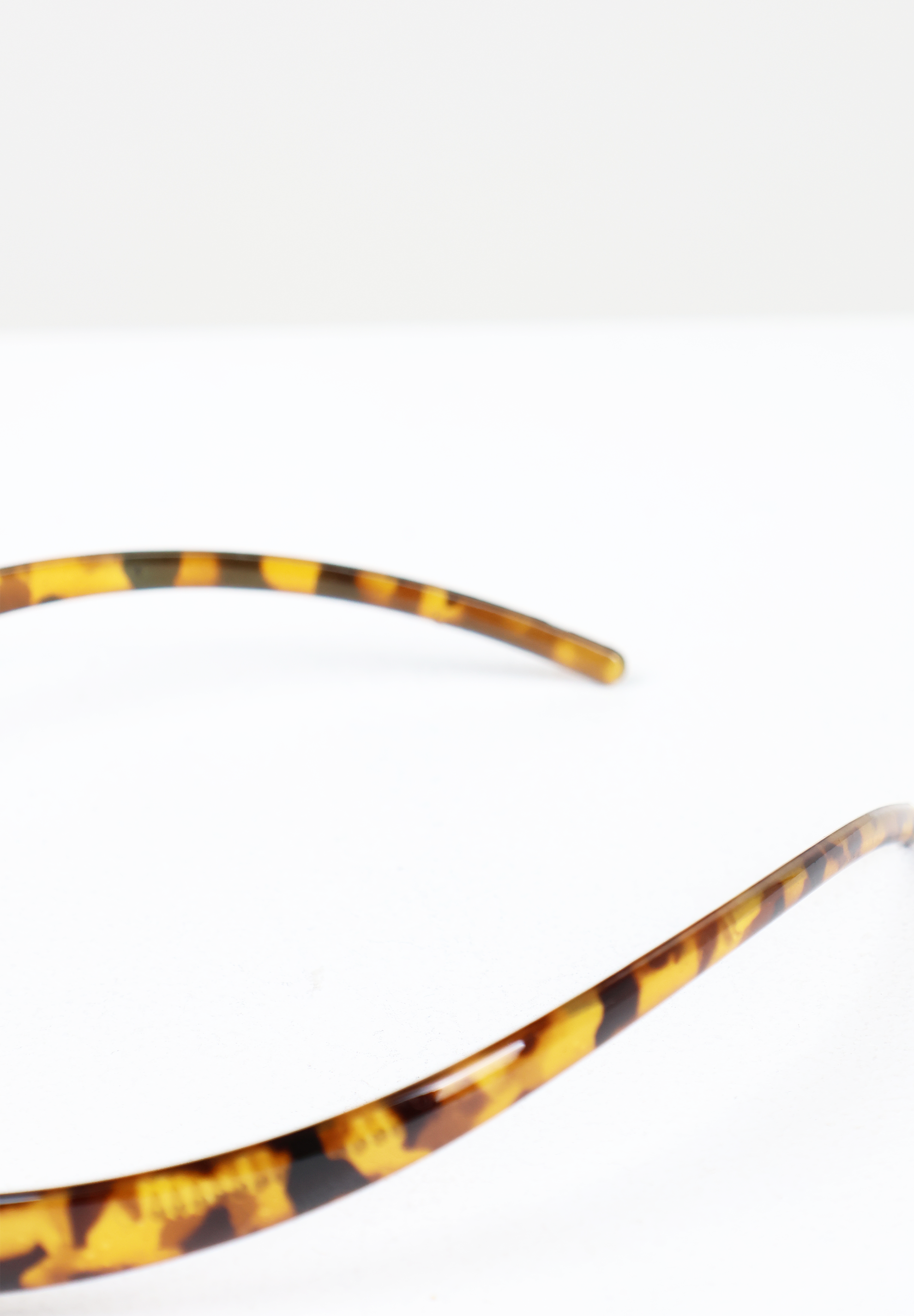 Classic French Tortoise Ultra-Thin Headband