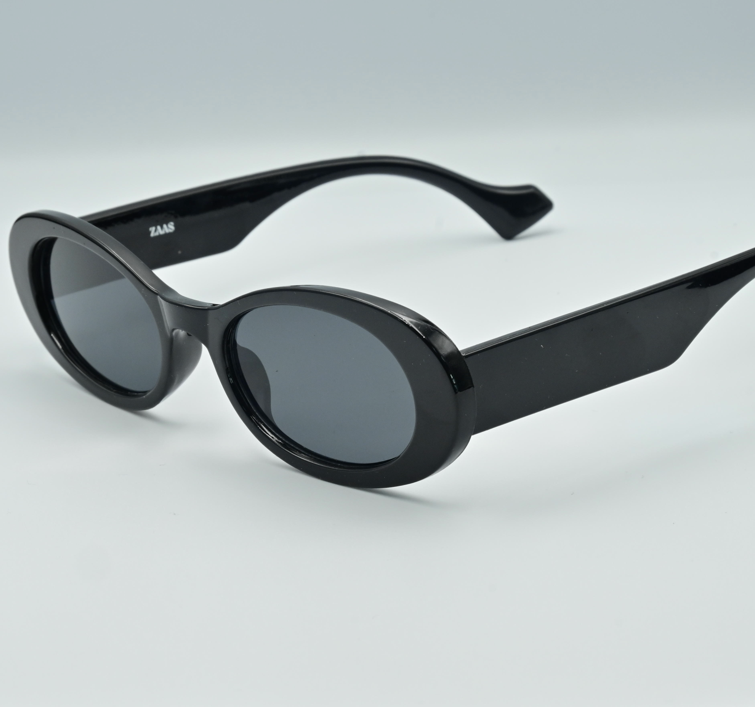 Classic Oval Sunglasses - UV400 Protection
